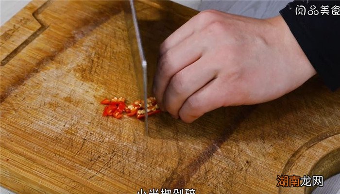 剔骨肘子怎么做 肘子怎么剔骨头