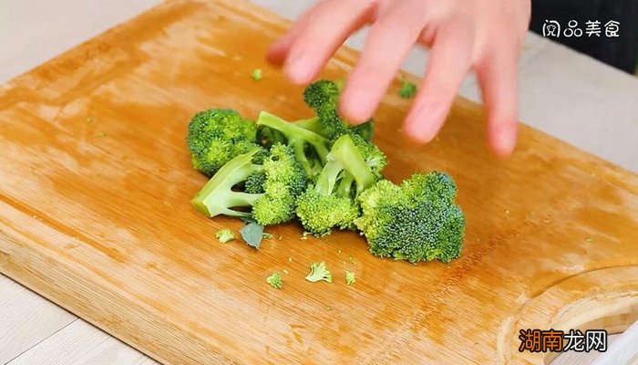 带壳生蚝的做法 带壳生蚝的做法蒸几分钟