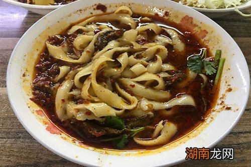 鸡西哪家刀削面好吃 鸡西凉拌刀削面