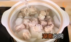 萝卜炖排骨做法厨师 萝卜炖排骨做法