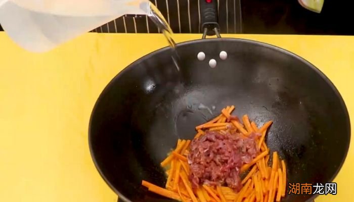 咖喱炒牛肉丝的做法 炒咖喱牛肉片的做法