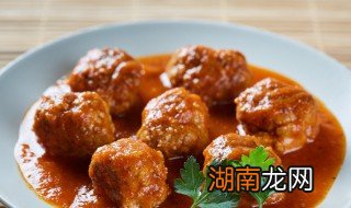 炸猪肉丸子的做法 炸猪肉丸子的做法及配方视频