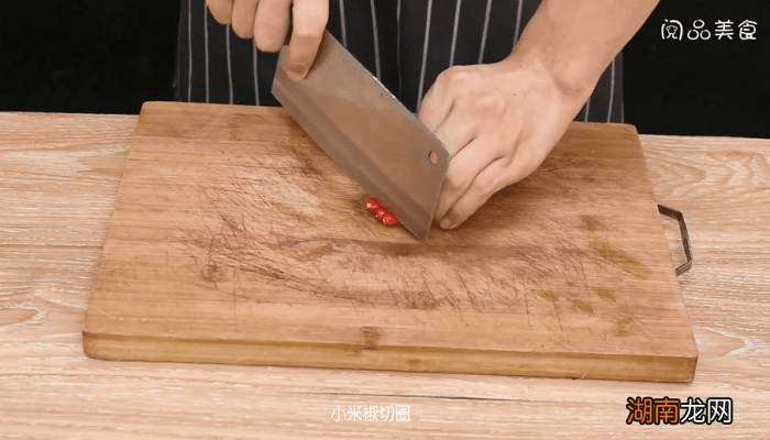 青椒炒油渣 湖南特色青椒炒油渣