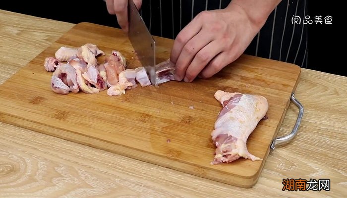 干锅辣子鸡的做法 干锅辣子鸡的做法 最正宗的做法视频