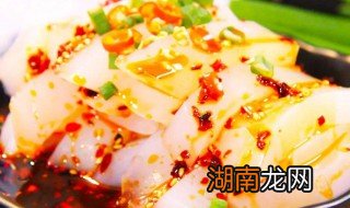 夏天人人爱的凉粉的做法 夏天吃的凉粉是怎么做成的