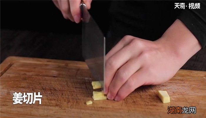 砂锅肘子的做法 最正宗的做法 沙茶肘子怎么做