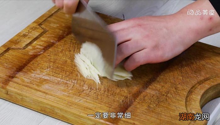 金丝凤尾虾怎么做 黄金凤尾虾怎么做