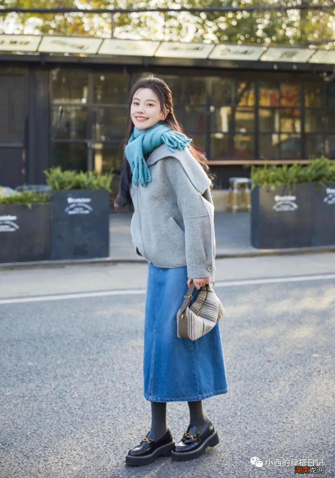 今年秋冬的半裙，越长越时髦