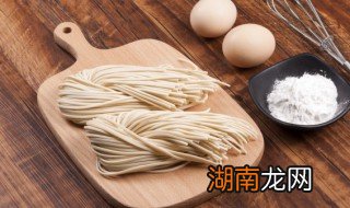 荠菜面条怎么做好吃 荠菜面条怎么做最好吃