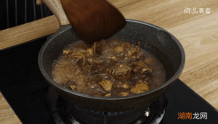 小鲍鱼烧排骨的做法 小鲍鱼烧排骨的做法窍门