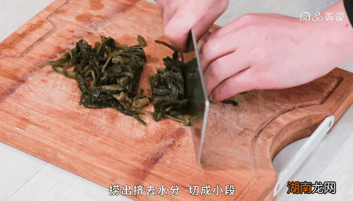 雪菜鸡肉炒年糕做法 年糕炒雪菜怎么做好吃