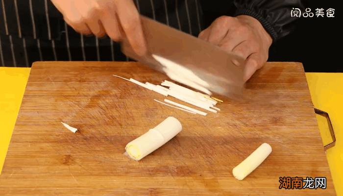 炒海带的做法窍门 炸烹海带的做法，炸烹海带怎么做