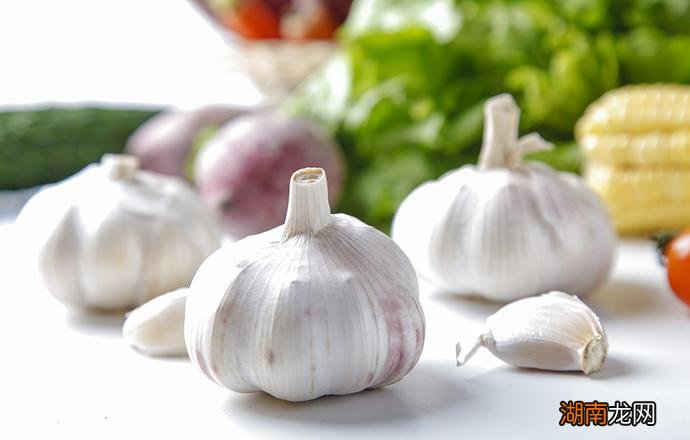 大蒜可以怎么吃最好 大蒜怎么吃最好有效果