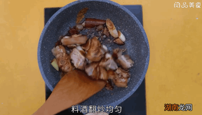 香烤猪蹄的做法，香烤猪蹄怎么做 怎样烤猪蹄又嫩又香又好吃