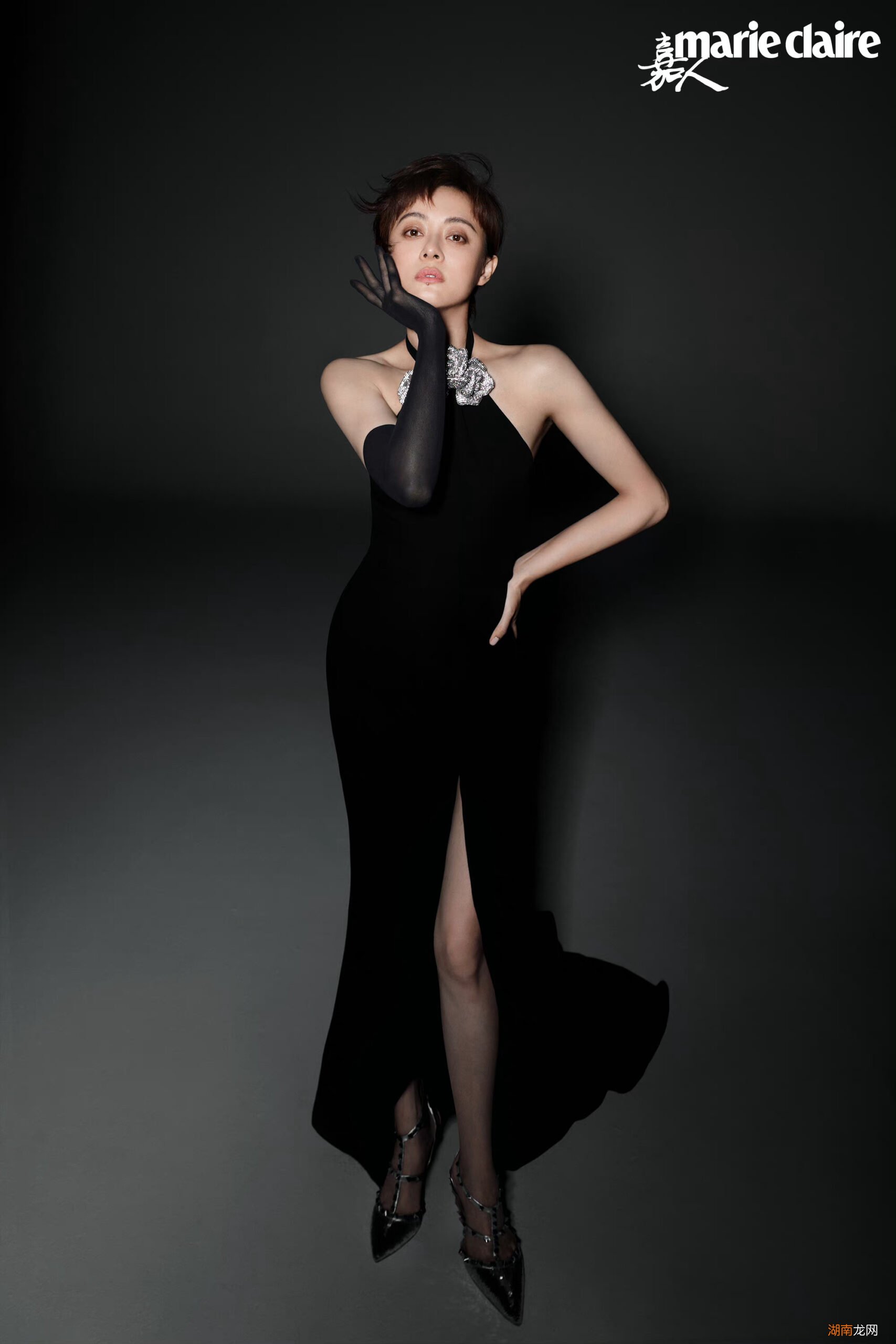 孙俪同色系穿搭优雅大气