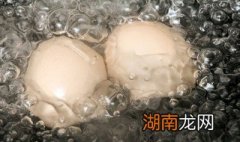 煮鸡蛋用开水还是冷水 煮鸡蛋用开水还是冷水下锅