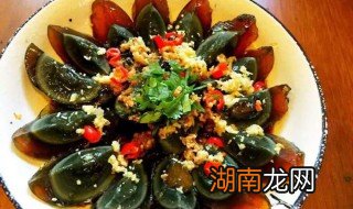 黄瓜拌松花蛋怎么做好吃 松花蛋怎么做好吃