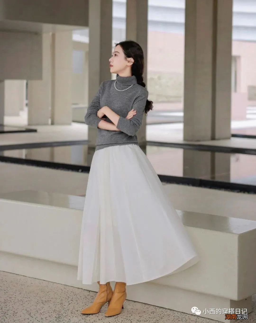 灰色搭配搭配这4种颜色,高级又好看