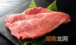 土豆烩牛扒家常做法 土豆牛扒的做法