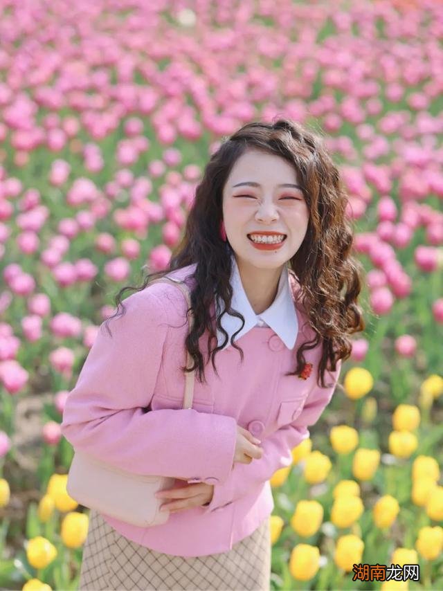 外套里面别穿打底衫了！现在流行这么穿，保暖又好看！