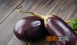 咸蛋黄茄子的家常做法 咸蛋黄茄子的做法大全