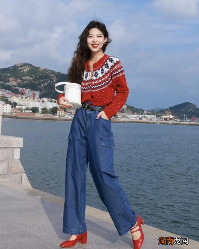 毛衣+阔腿裤,遮肉显瘦还保暖,这个冬天一定要穿