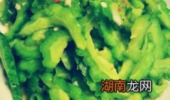 苦瓜炒猪耳的做法窍门 苦瓜炒猪耳的做法窍门图片