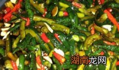 一年不坏的腌黄瓜配方 家常腌黄瓜咸菜的做法