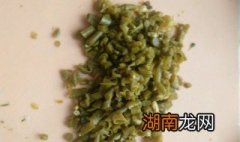 正宗自制酸豆角的做法夏天怎么做 正宗自制酸豆角的做法