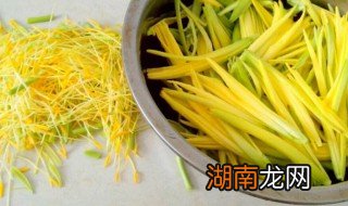 新鲜黄花菜怎么吃正确 新鲜黄花菜怎么吃
