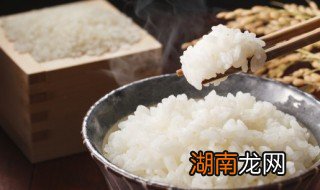 冰箱剩米饭怎样做简单健康又好吃的 冰箱剩米饭怎样做简单健康又好吃