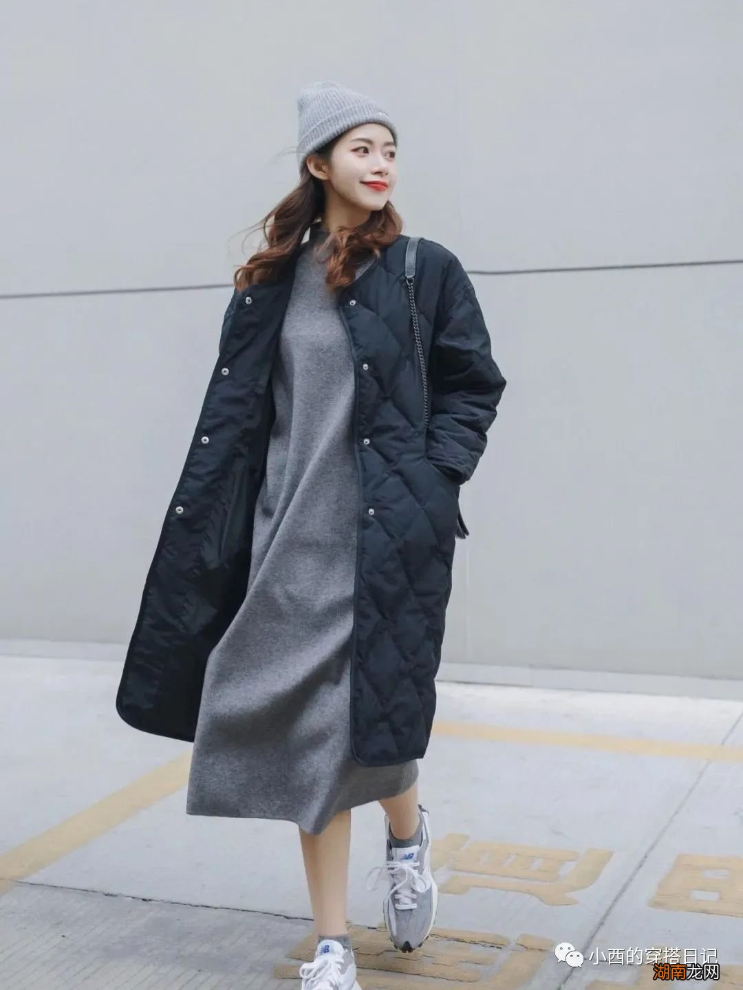 黑色羽绒服的4种搭配方法,时髦整个冬天