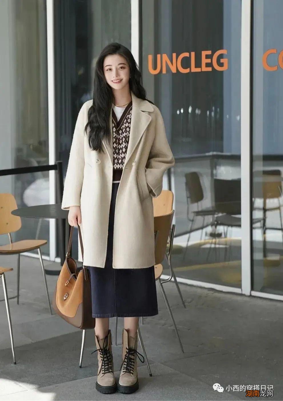 运动鞋失宠了,今年冬天流行的4款鞋子,时髦好看又减龄