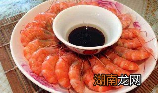 大虾怎么做好吃又简单 水煮大虾怎么做好吃又简单