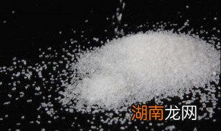 海盐和食用盐的区别 海盐和食用盐的区别哪个好