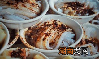 凉皮的制作方法与配方 凉皮的制作方法与配方不洗面