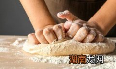 如何发酵面团的家常做法窍门 如何发酵面团的家常做法