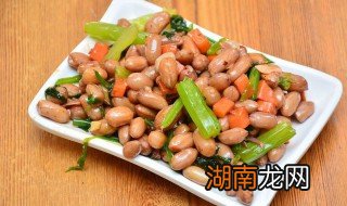 芹菜凉拌花生怎么做 芹菜凉拌花生的制作方法
