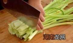 大芹菜怎么做好吃 大芹菜怎么做好吃又简单