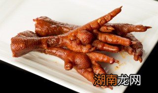 卤熟的鸡爪怎么做好吃 熟的卤鸡爪能炒什么菜