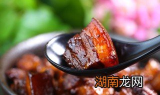 咸菜焖红烧肉怎么做 咸菜烧红烧肉的做法