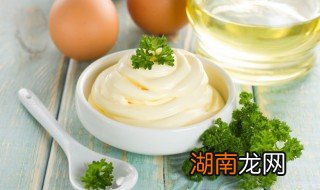 沙拉酱开封后放冰箱能放多久 怎么判断沙拉酱已变质