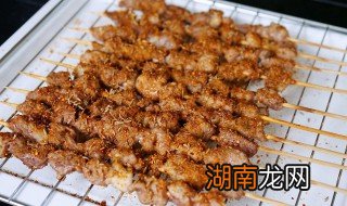 烧烤羊肉串怎么腌制 烧烤羊肉串怎么腌制好吃视频