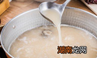 萝卜骨头汤 萝卜骨头汤怎么炖好喝又营养滋补