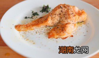 宝宝三文鱼粥的做法 三文鱼粥的做法