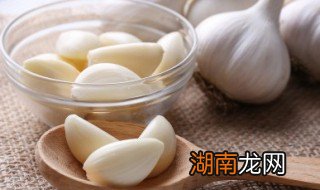 咸口糖蒜怎么腌制的 咸口糖蒜怎么腌制