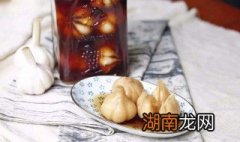 醋泡大蒜的做法及功效与作用 醋泡大蒜的做法