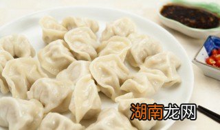 猪肉西葫虾仁饺子的做法