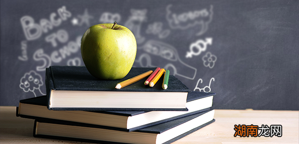 ps里面的属性显示无属性怎么办?