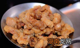 青椒炒油渣怎么做好吃 油渣怎么做好吃